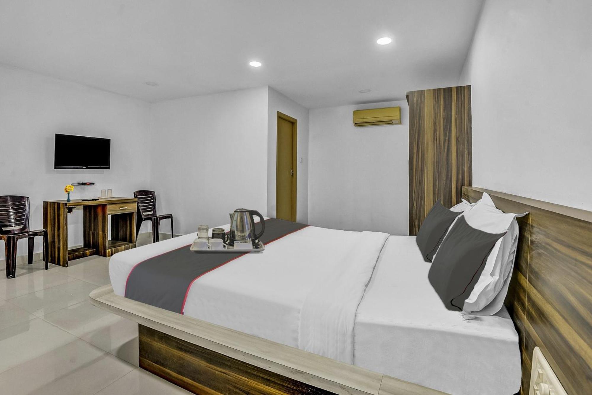Hotel Sai Town House 망갈로르 외부 사진