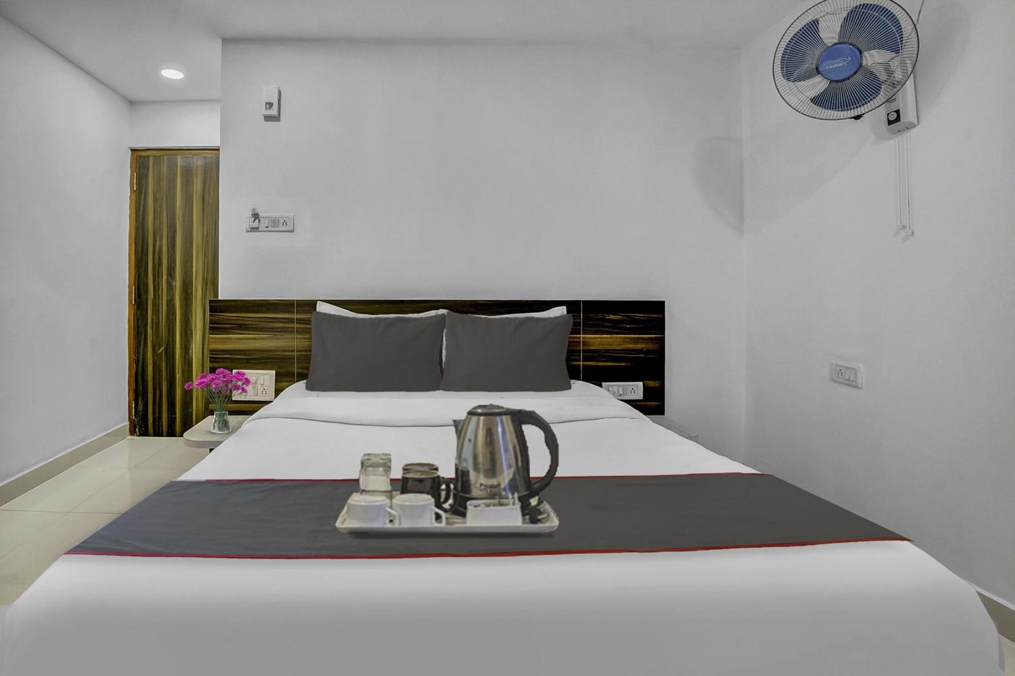 Hotel Sai Town House 망갈로르 외부 사진