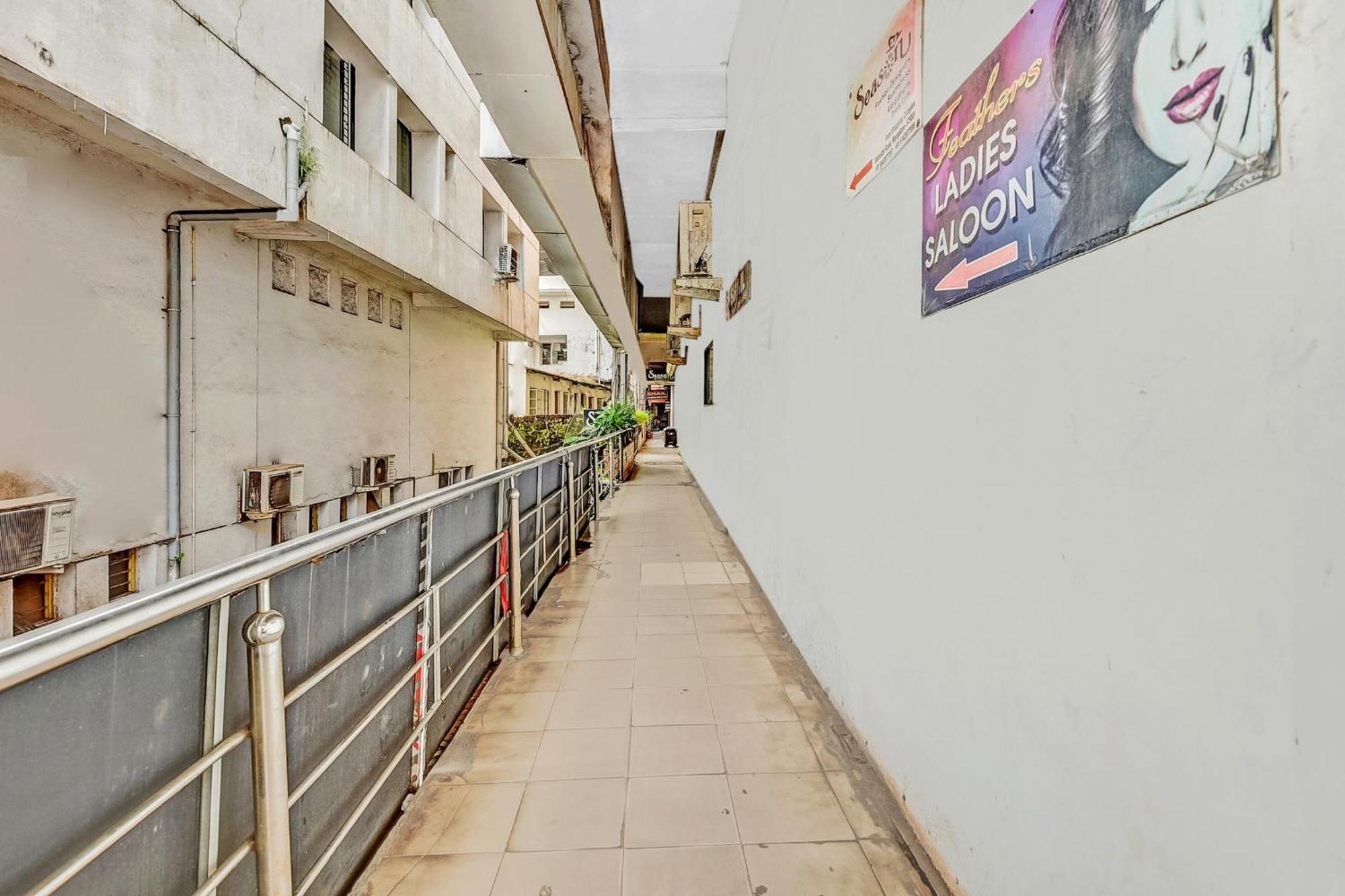 Hotel Sai Town House 망갈로르 외부 사진