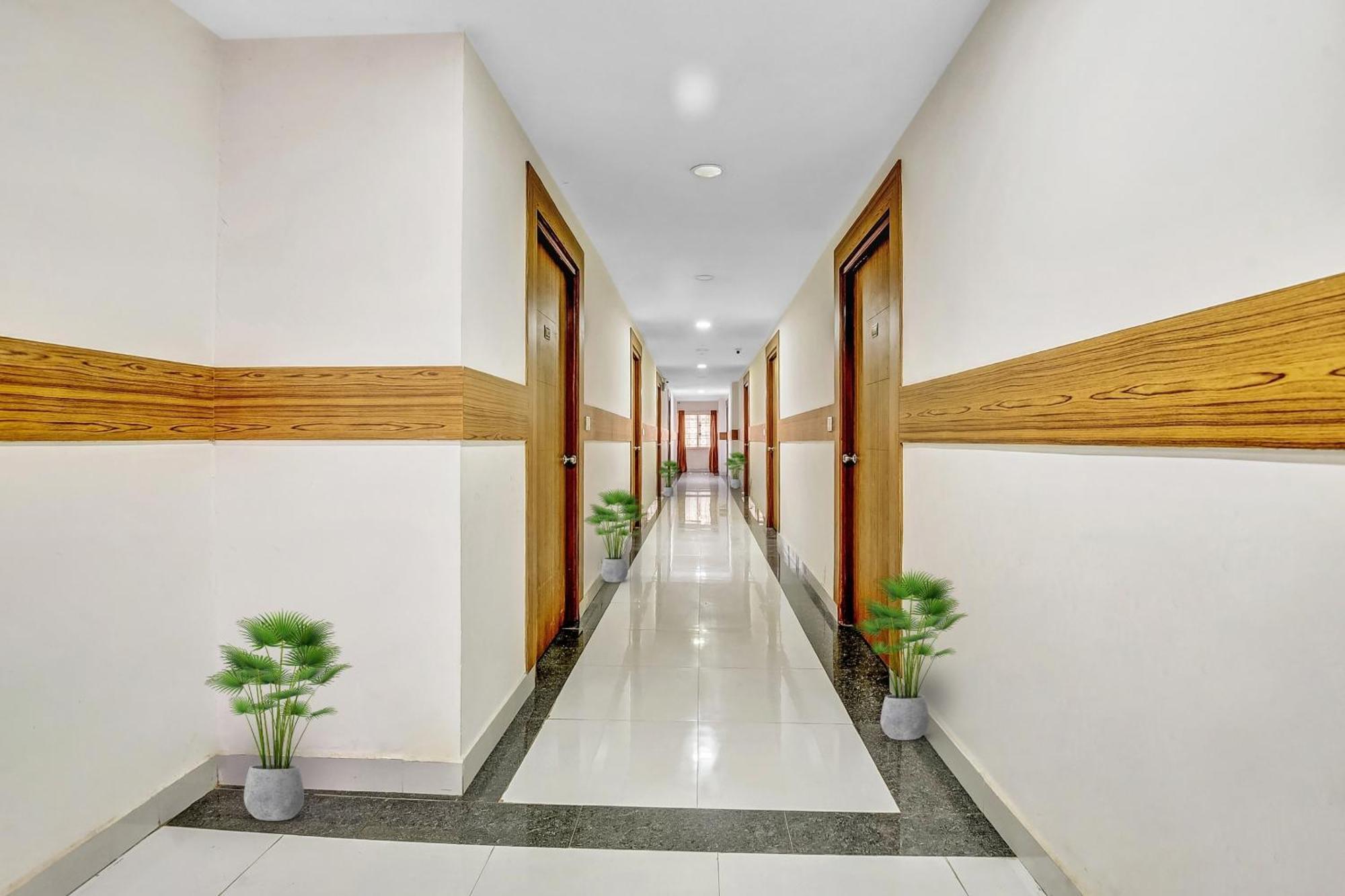 Hotel Sai Town House 망갈로르 외부 사진