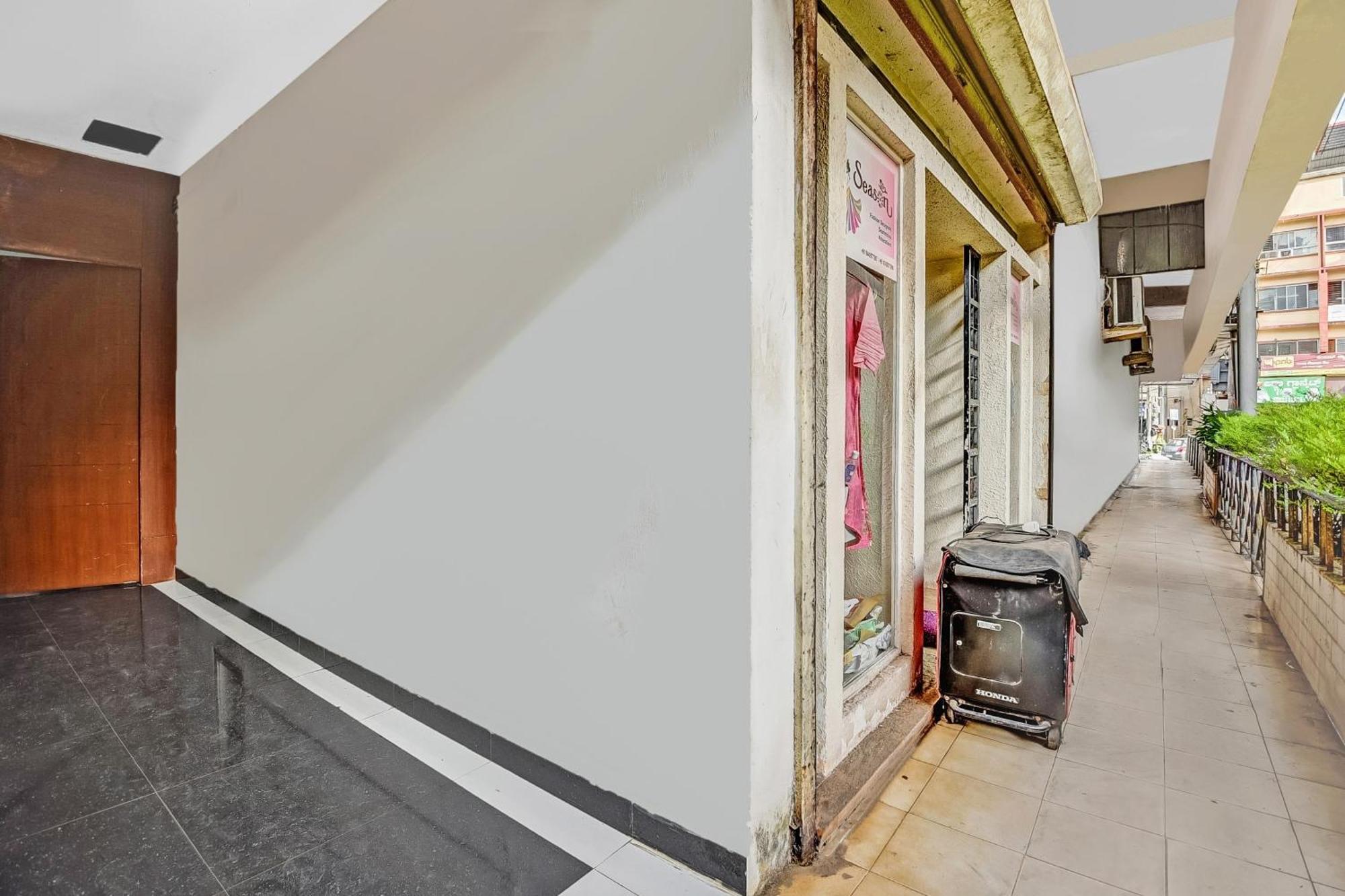 Hotel Sai Town House 망갈로르 외부 사진